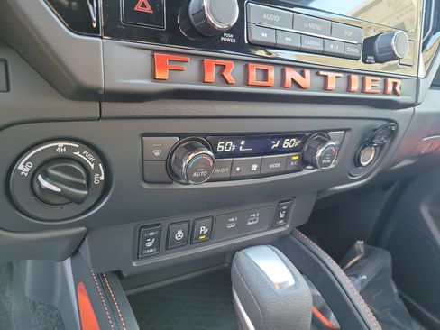 New 2026 Nissan Frontier PRO-4X w/ Tow Package AWD/4WD image 28