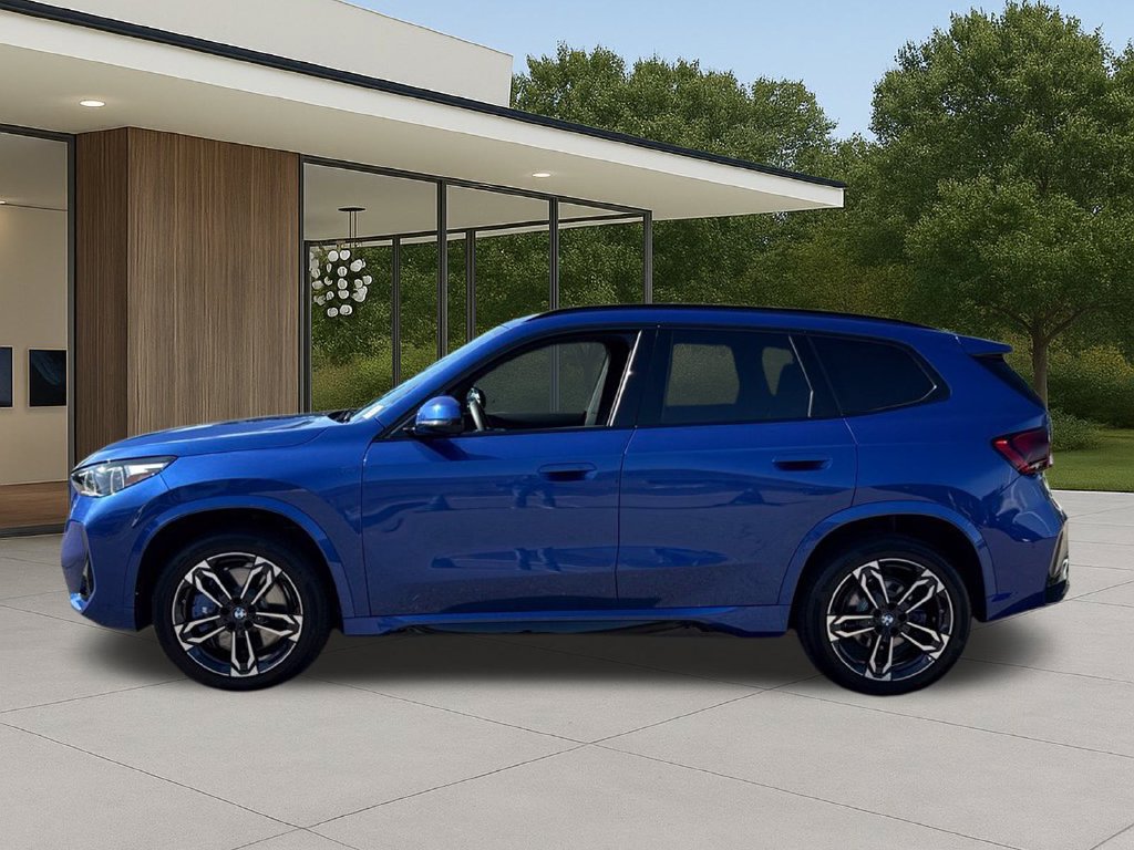 Used 2026 BMW X1 xDrive28i w/ M Sport Package AWD/4WD image 13