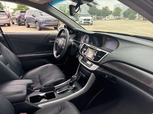 Used 2015 Honda Accord EX-L image 13