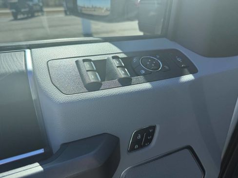 Used 2022 Ford F350 Limited image 20