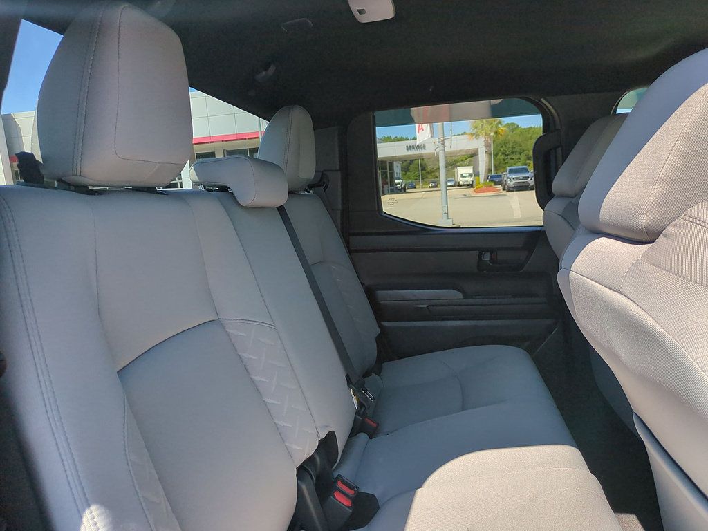 Certified 2026 Toyota Tacoma SR5 AWD/4WD image 31