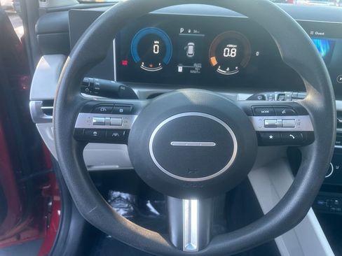 Used 2025 Hyundai Tucson SEL AWD/4WD image 13