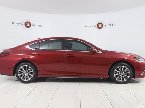 Used 2024 Lexus ES 350 image 2