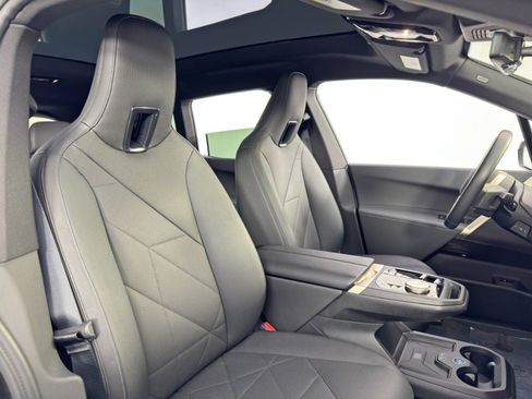 Used 2022 BMW iX xDrive50 w/ Sport Package image 42