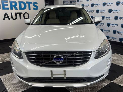 Used 2015 Volvo XC60 T5 AWD/4WD image 2