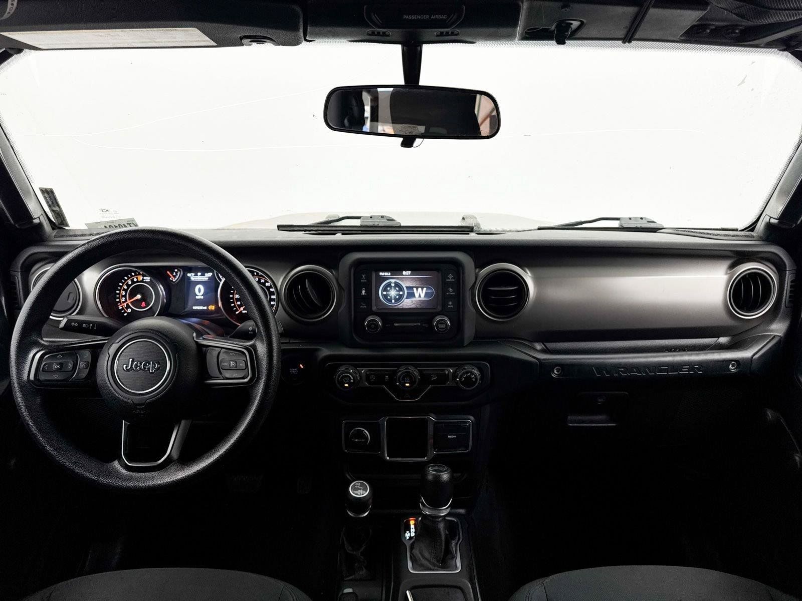 Used 2018 Jeep Wrangler Unlimited Sport AWD/4WD image 15