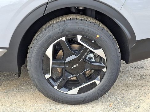New 2026 Kia Sportage S image 5