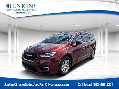 Certified 2022 Chrysler Pacifica Touring-L