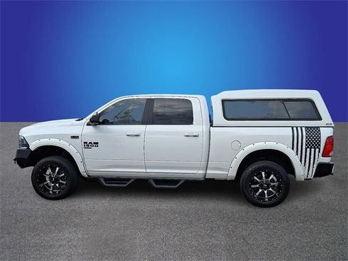 Used 2019 RAM 1500 Classic SLT image 7
