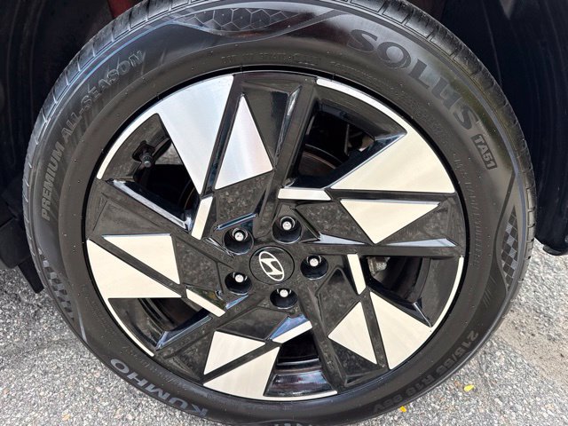 Used 2024 Hyundai Kona SEL AWD/4WD image 7