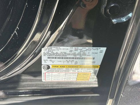 Used 2023 Ford Expedition XLT AWD/4WD image 18