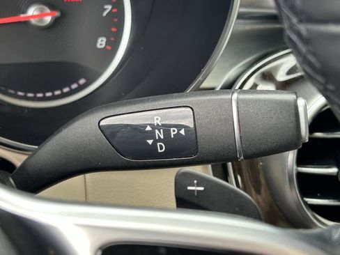 Used 2022 Mercedes-Benz GLC 300 4MATIC image 28