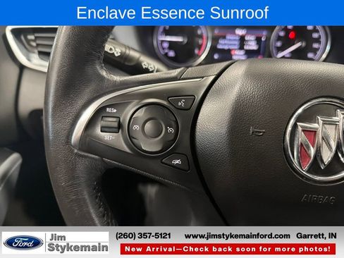 Used 2021 Buick Enclave Essence w/ Sound and Sites Package FWD image 18