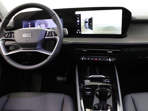 New 2026 Audi Q3 quattro 2.0T AWD/4WD image 9