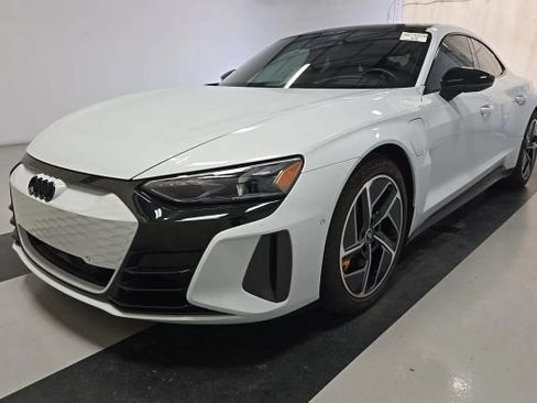 Used 2023 Audi RS e-tron GT w/ Carbon Performance Package AWD/4WD image 5