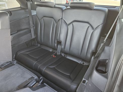 Used 2019 Audi Q7 2.0T Premium Plus w/ Premium Plus Package image 29