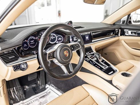 Used 2018 Porsche Panamera 4 AWD/4WD image 20