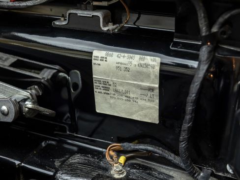 Used 1989 Porsche 944 Turbo RWD image 27