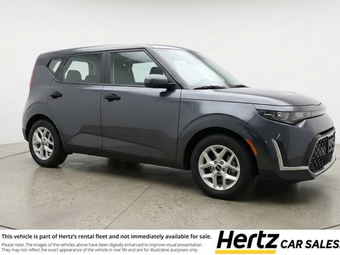 Used 2025 Kia Soul LX w/ LX Technology Package image 1