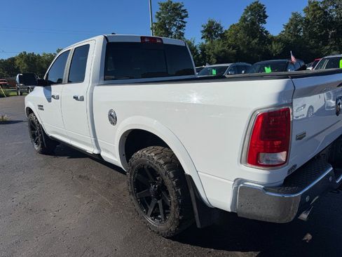 Used 2017 RAM 1500 Laramie AWD/4WD image 10