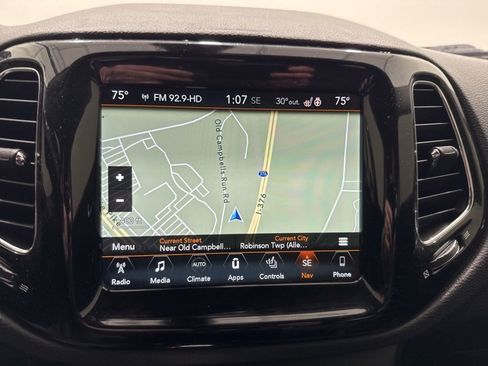 Used 2018 Jeep Compass Limited w/ Navigation Group image 29