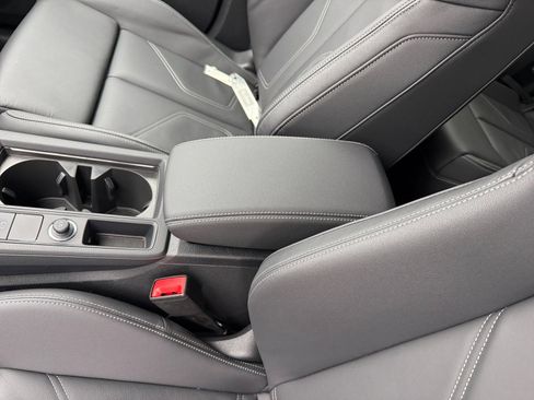 Certified 2025 Audi Q3 2.0T Premium w/ Convenience Package image 14