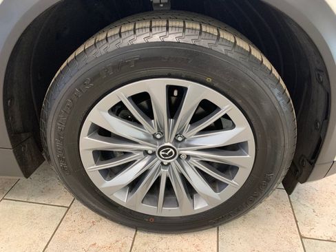 Used 2024 MAZDA CX-90 3.3 Turbo w/ Preferred Plus AWD/4WD image 13