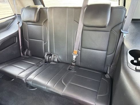 Used 2017 GMC Yukon SLT w/ Open Road Package RWD image 29
