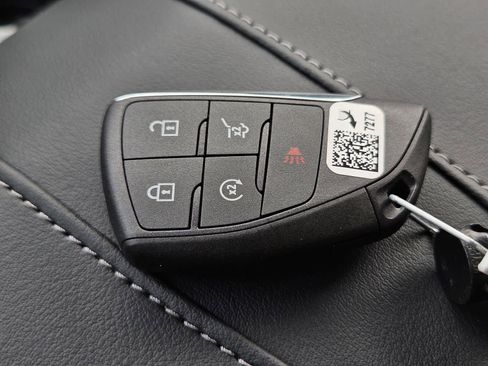 New 2026 Buick Enclave Avenir w/ Super Cruise Package image 25