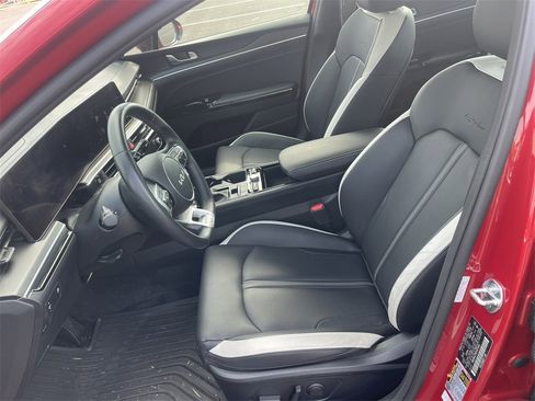 Used 2025 Kia K5 GT-Line image 11