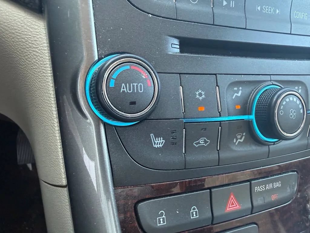 Used 2013 Chevrolet Malibu LT FWD image 18