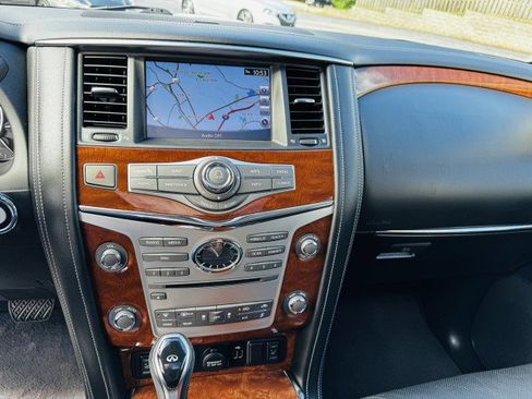 Used 2019 INFINITI QX80 Luxe image 10