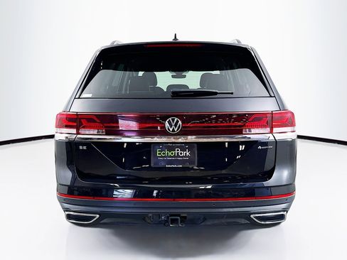 Used 2025 Volkswagen Atlas SE AWD/4WD image 7