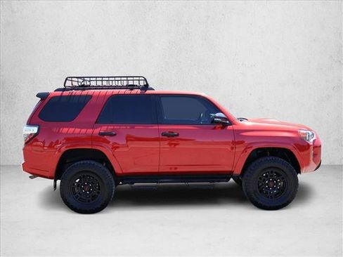Used 2021 Toyota 4Runner Venture w/ Moonroof Package AWD/4WD image 4