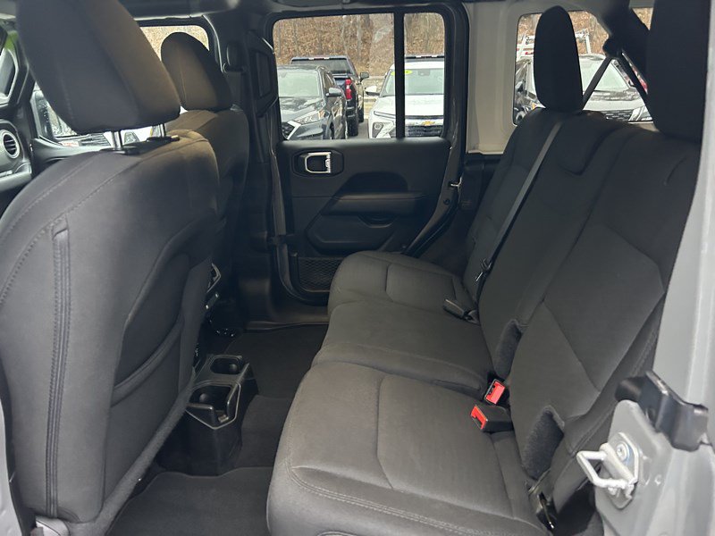 Used 2021 Jeep Wrangler Unlimited Sahara AWD/4WD image 10