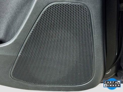 Used 2018 Jeep Cherokee Trailhawk image 22