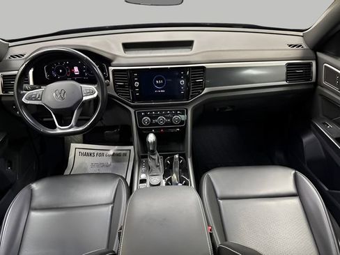 Used 2020 Volkswagen Atlas Cross Sport SEL image 12