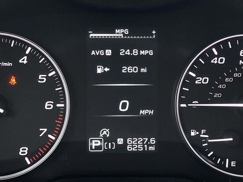 Used 2024 Subaru Crosstrek 2.0i Premium image 15