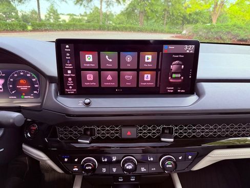 Used 2025 Honda Accord Touring image 22