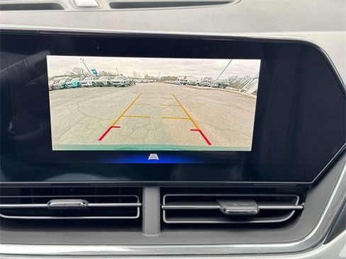 New 2025 Chevrolet Trax LT w/ Driver Confidence Package image 23