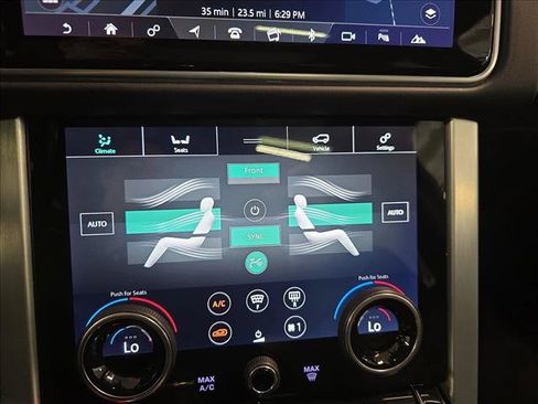 Used 2020 Land Rover Range Rover HSE AWD/4WD image 25