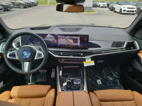 New 2026 BMW X5 xDrive40i AWD/4WD image 13