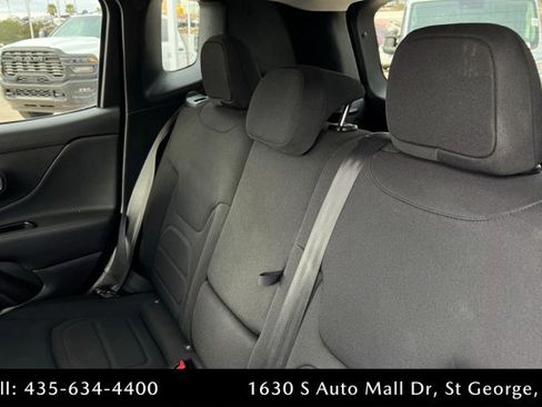 Used 2022 Jeep Renegade Latitude w/ Convenience Group image 20