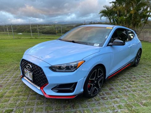 Certified 2022 Hyundai Veloster N FWD image 3