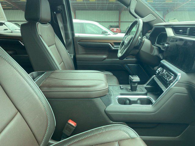Used 2023 GMC Sierra 1500 Denali AWD/4WD image 7