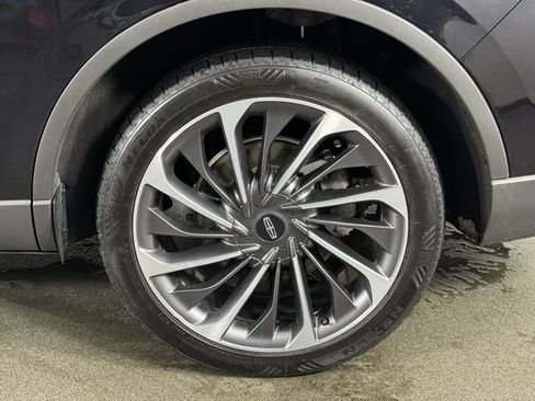 Used 2022 Lincoln Aviator Reserve w/ Equipment Group 201A image 10