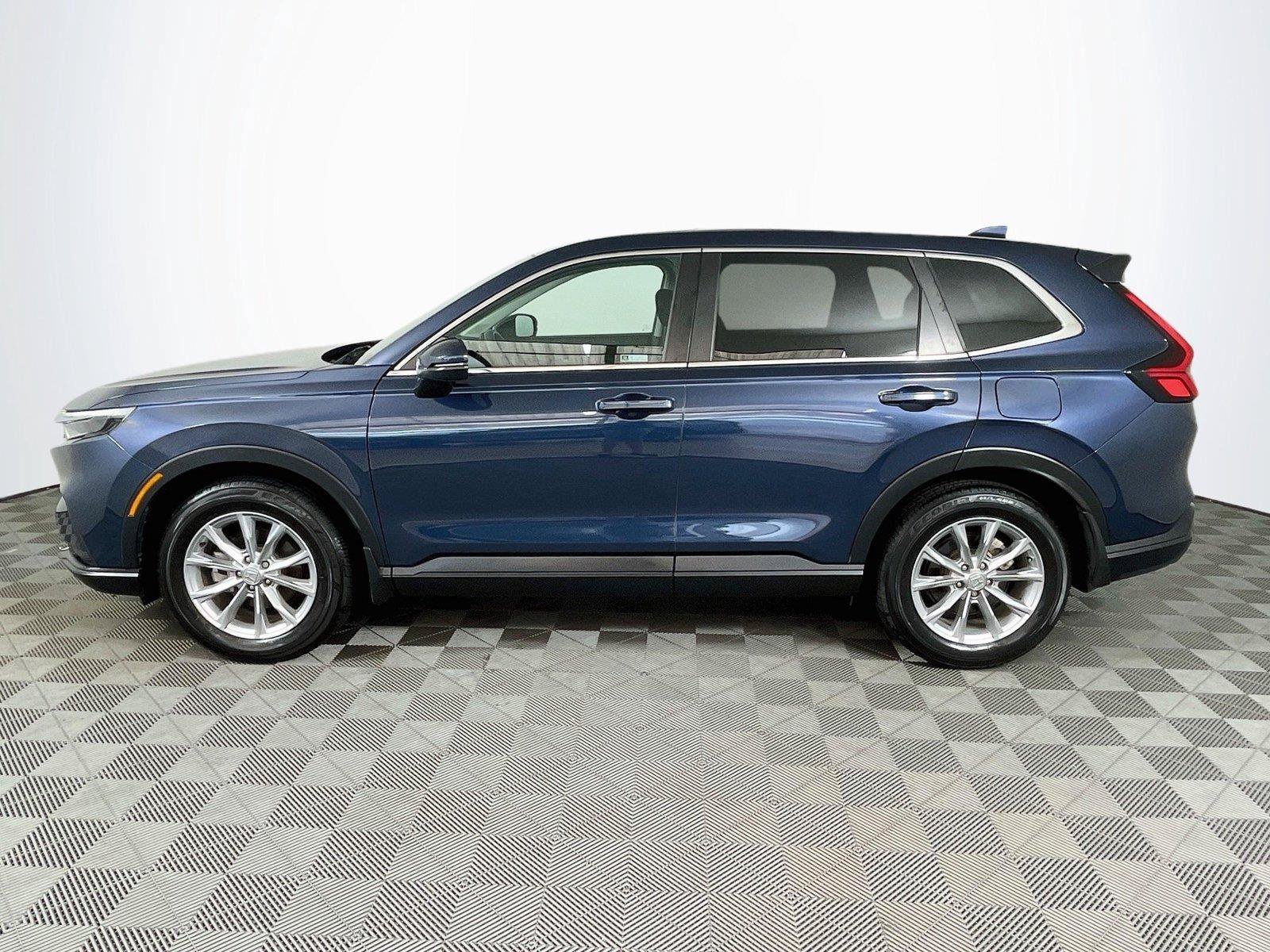 Used 2023 Honda CR-V EX image 4