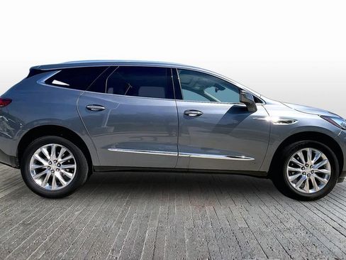 Used 2020 Buick Enclave Premium w/ Sun and Sites Package FWD image 8