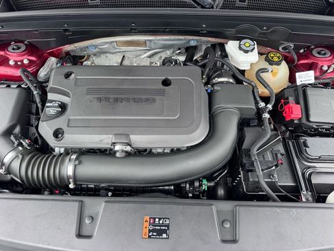 Used 2023 Buick Envision Essence w/ Sport Touring Package image 24