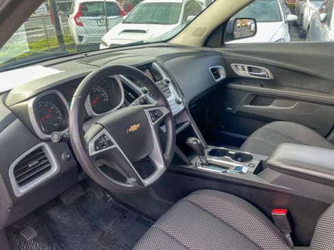 Used 2017 Chevrolet Equinox LT w/ Convenience Package AWD/4WD image 11
